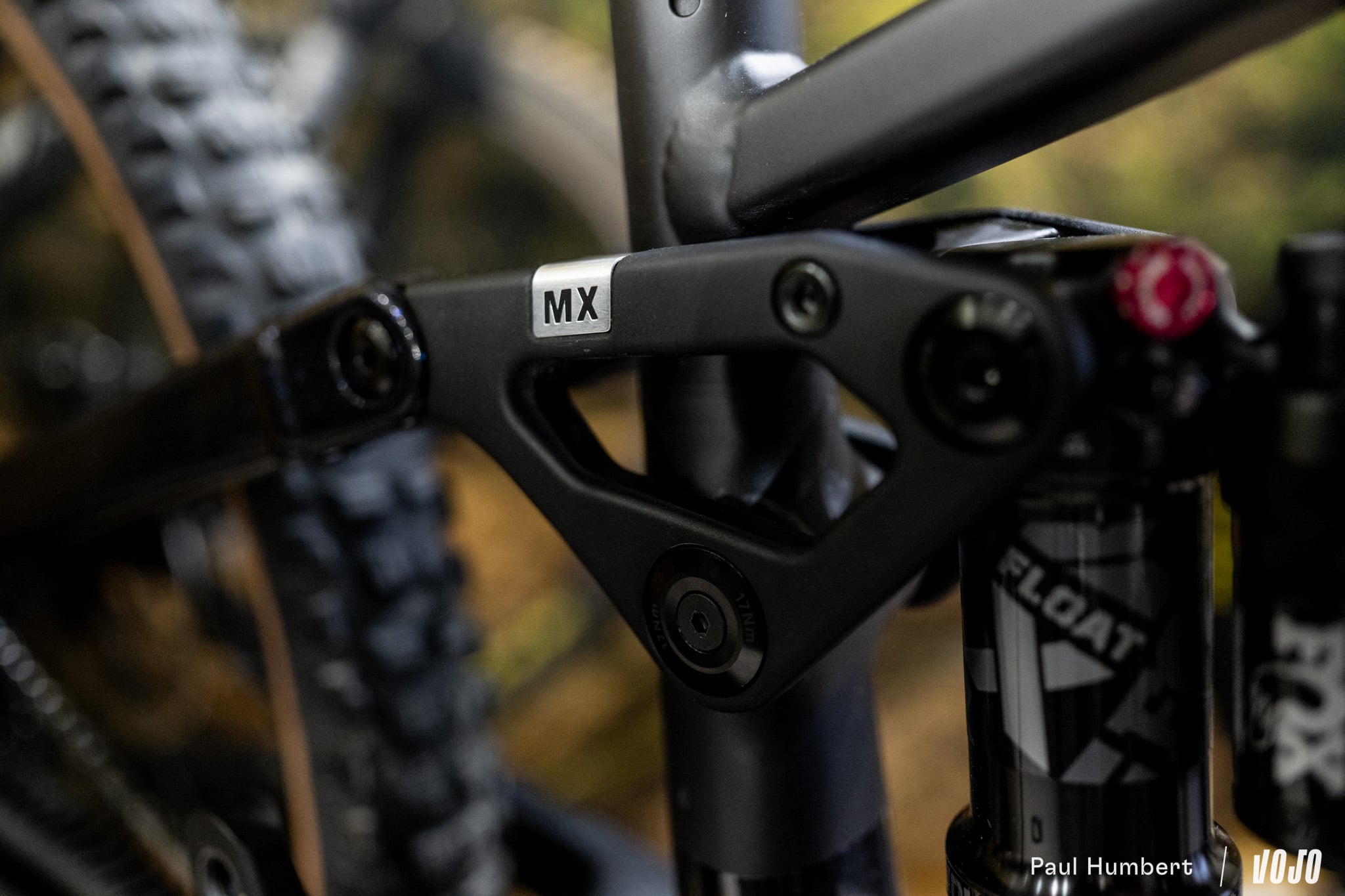 https://www.vojomag.nl/app/uploads/2025/08/trek fuel ex mx lx plus 2025 vojo paul humbert 5.jpg