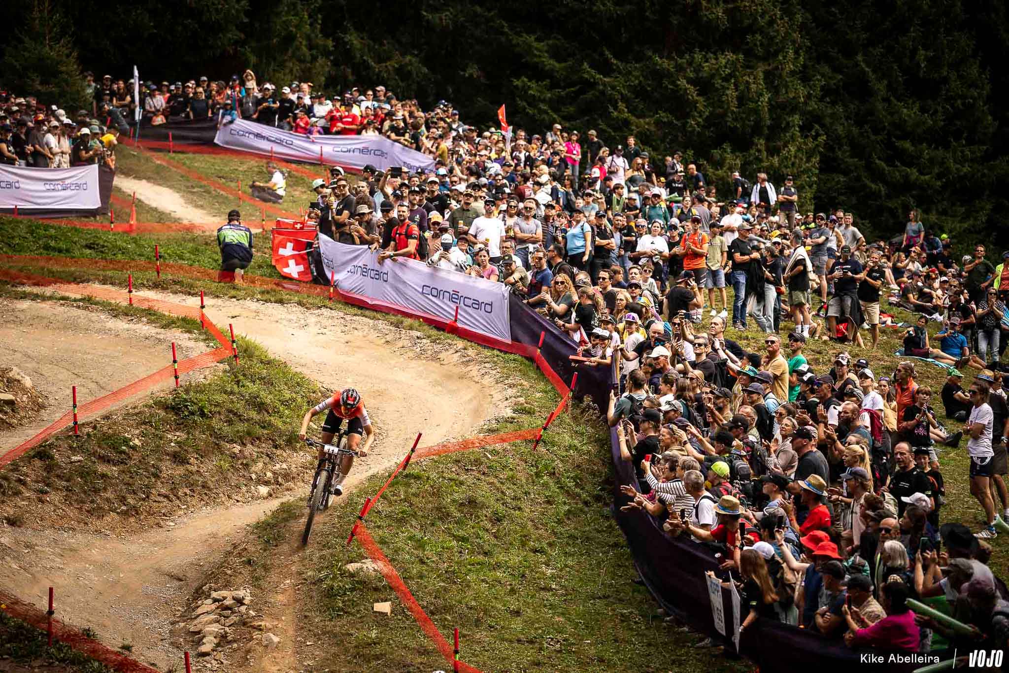 https://www.vojomag.nl/app/uploads/2025/09/25MTBWC Lenzerheide byKikeAbelleira 2946.jpg