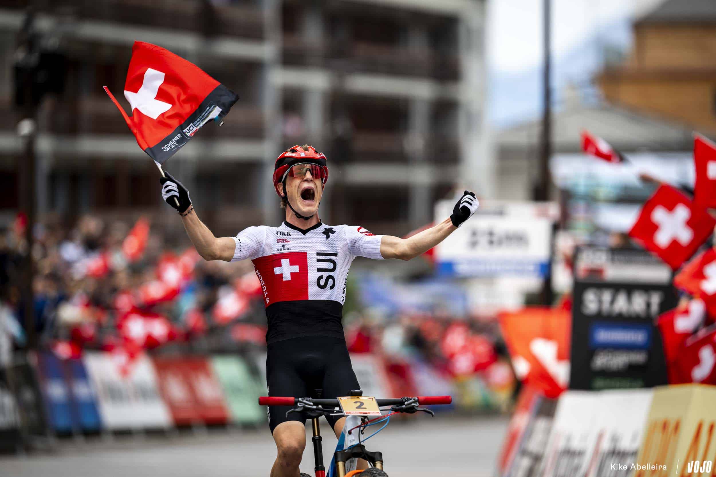 WK MTB Wallis 2025 | XCO U23 Mannen: Finn Treudler wint voor eigen publiek