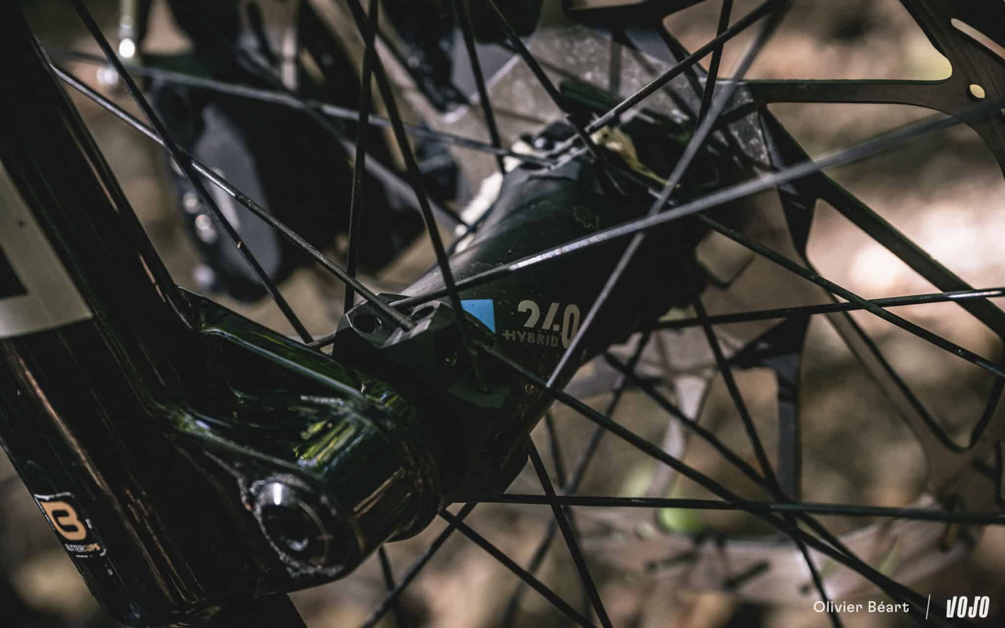 https://www.vojomag.nl/app/uploads/2025/09/Lapierre Overvolt AM 10 8 Bosch test essai avis ebike - Copyright Olivier Beart Vojo Magazine 2 2048x1280.jpg