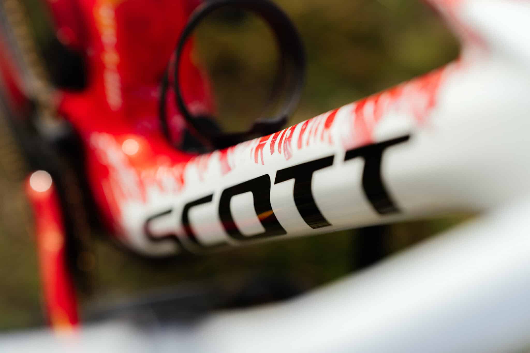 https://www.vojomag.nl/app/uploads/2025/09/Scott Spark RC Nino Schurter test avis comparaison Vojo nouveaute 2025 2026 A.Protano 1 6 2048x1366.jpg
