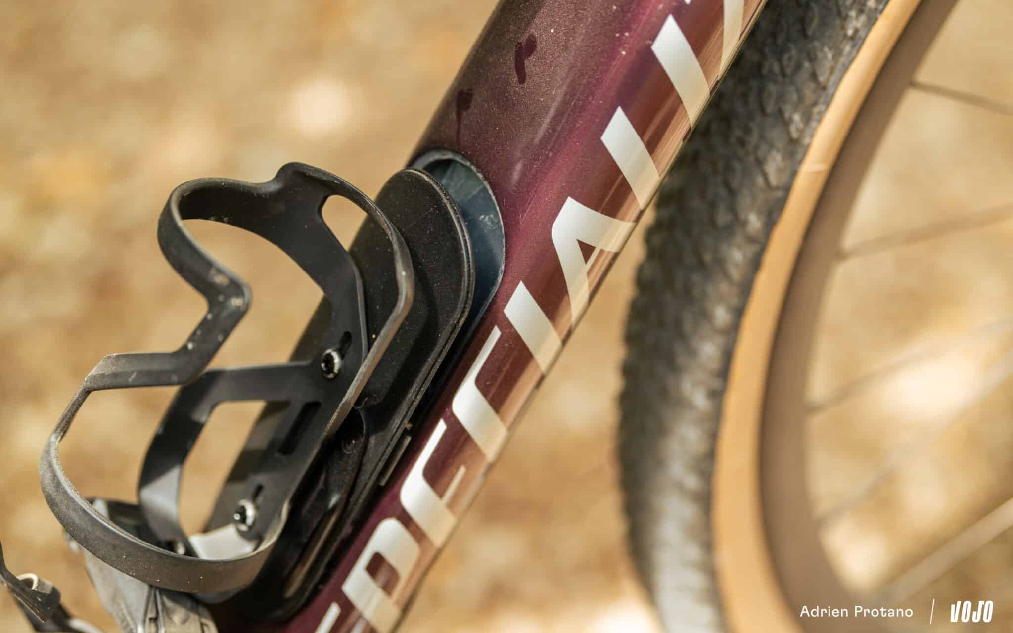 https://www.vojomag.nl/app/uploads/2025/09/Specialized Diverge 4 VTTAE e bike 2025 test avis Vojo nouveaute A.Protano 49 2048x1280.jpg