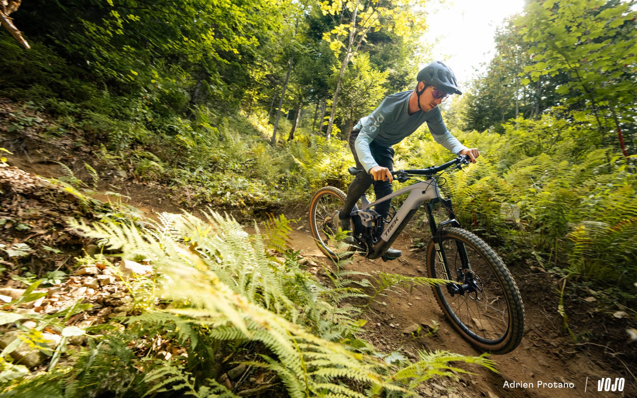https://www.vojomag.nl/app/uploads/2025/09/Trek Rail 2025 E bike VTTAE All mountain Enduro test avis comparaison Vojo nouveaute La Cluzaz A.Protano 1 2048x1280.jpg