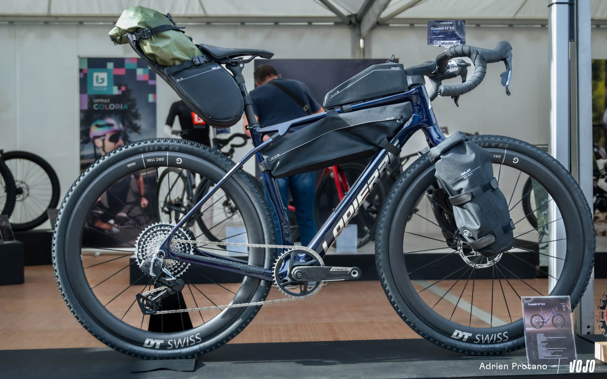 https://www.vojomag.nl/app/uploads/2025/10/Roc dAzur 2025 gravel VTT salon test avis comparaison Vojo A.Protano 1 17 2048x1280.jpg
