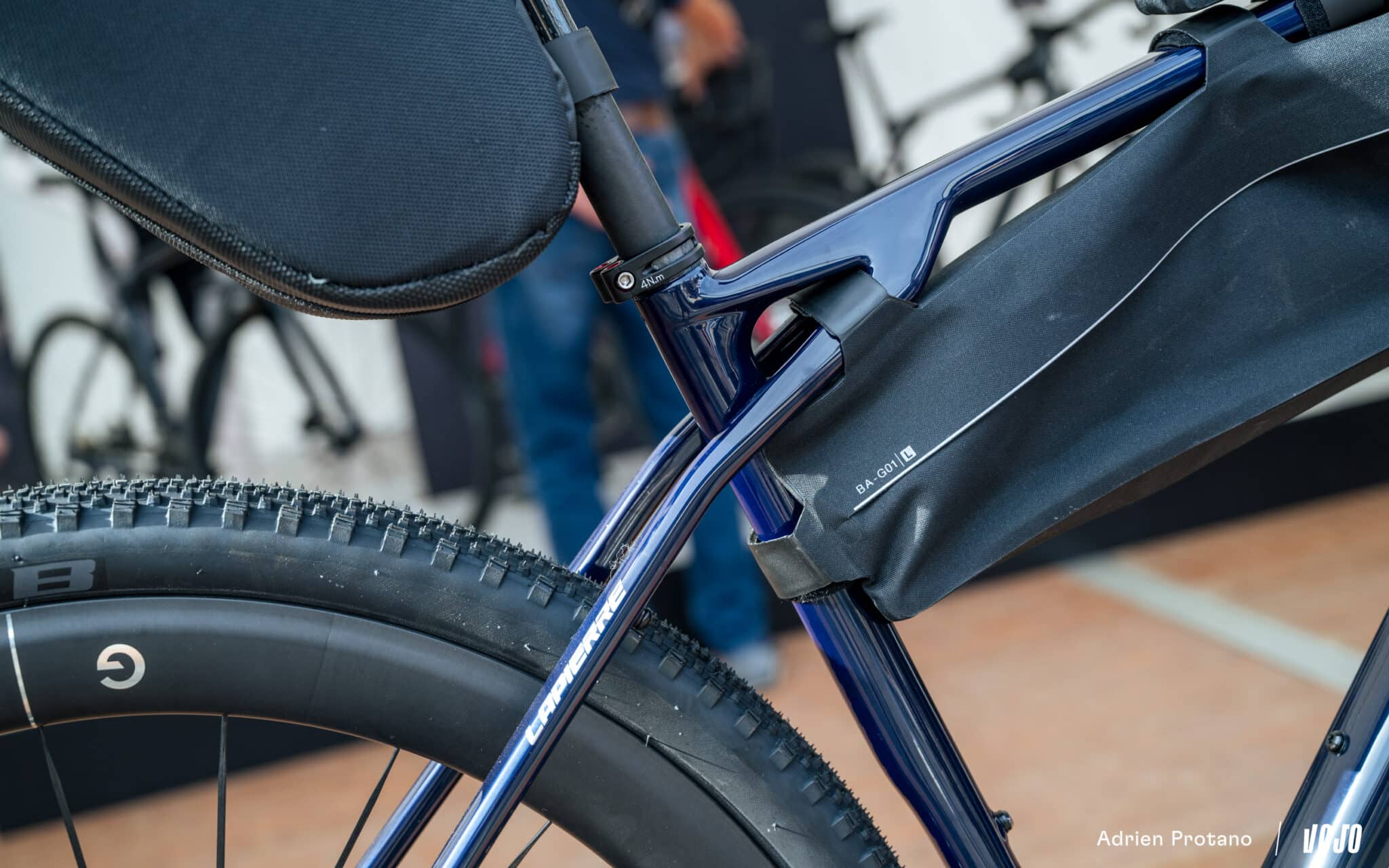 https://www.vojomag.nl/app/uploads/2025/10/Roc dAzur 2025 gravel VTT salon test avis comparaison Vojo A.Protano 1 17 2048x1280.jpg