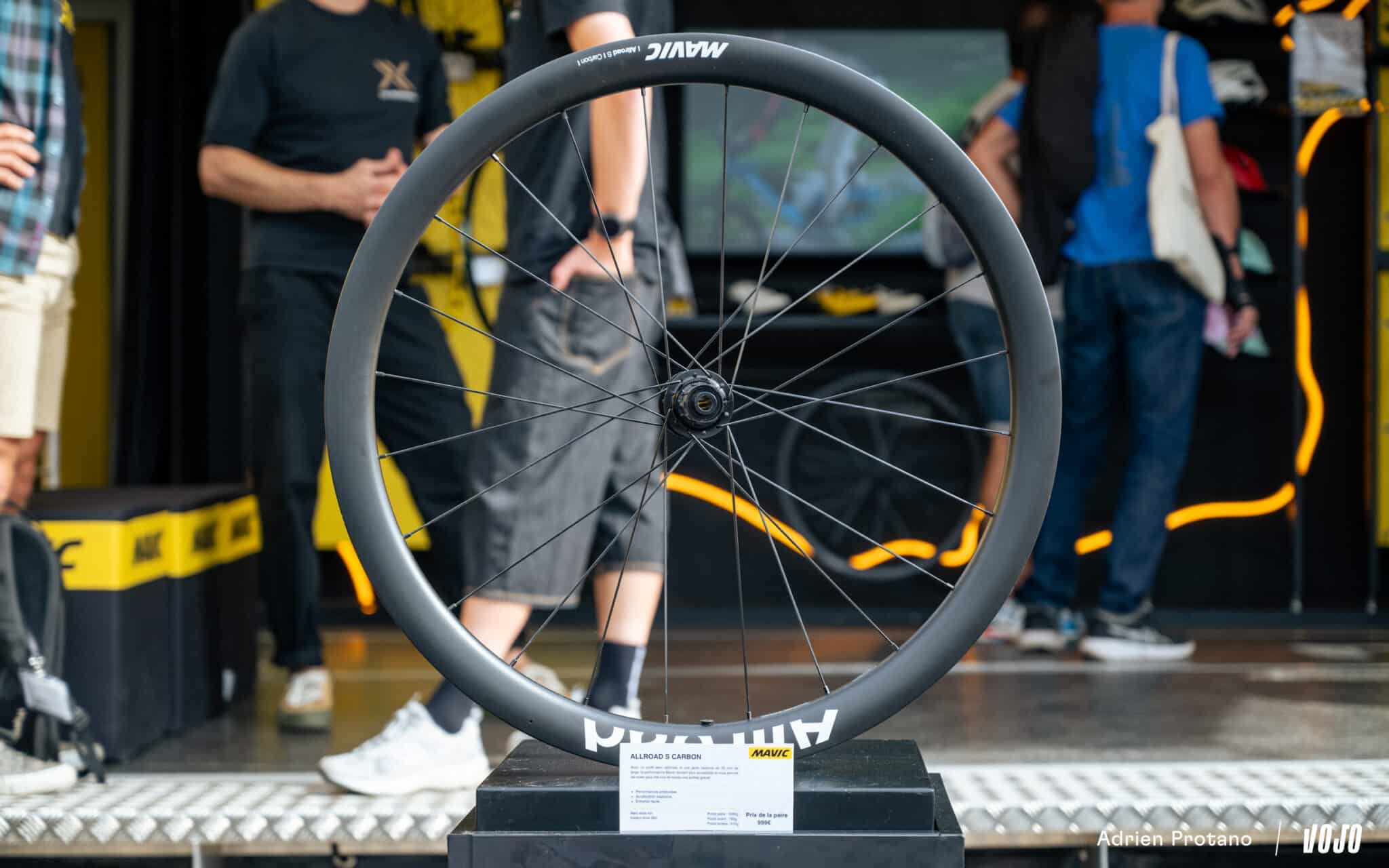 https://www.vojomag.nl/app/uploads/2025/10/Roc dAzur 2025 gravel VTT salon test avis comparaison Vojo A.Protano 1 64 2048x1280.jpg