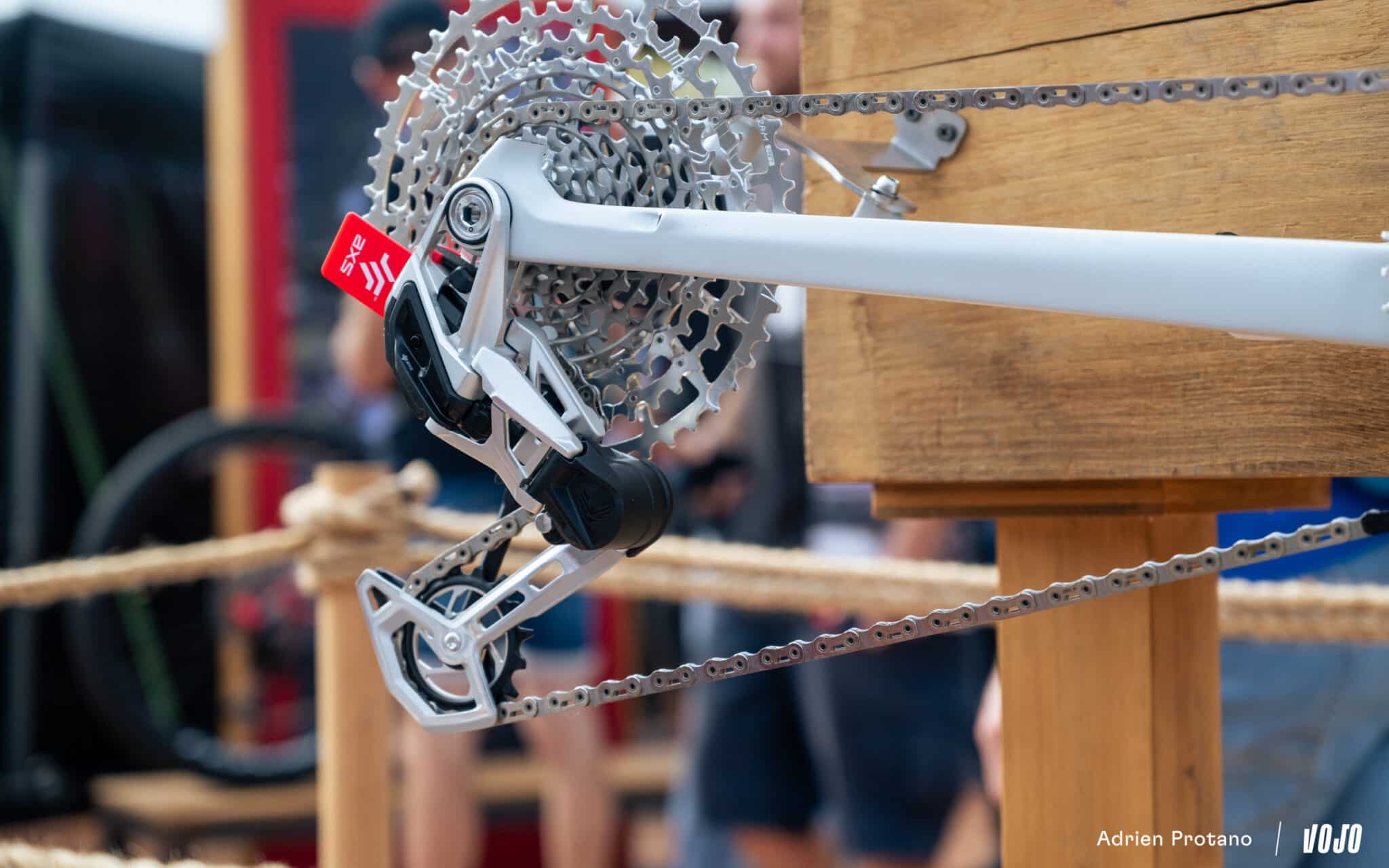 https://www.vojomag.nl/app/uploads/2025/10/Roc dAzur 2025 gravel VTT salon test avis comparaison Vojo A.Protano 1 76 2048x1280.jpg