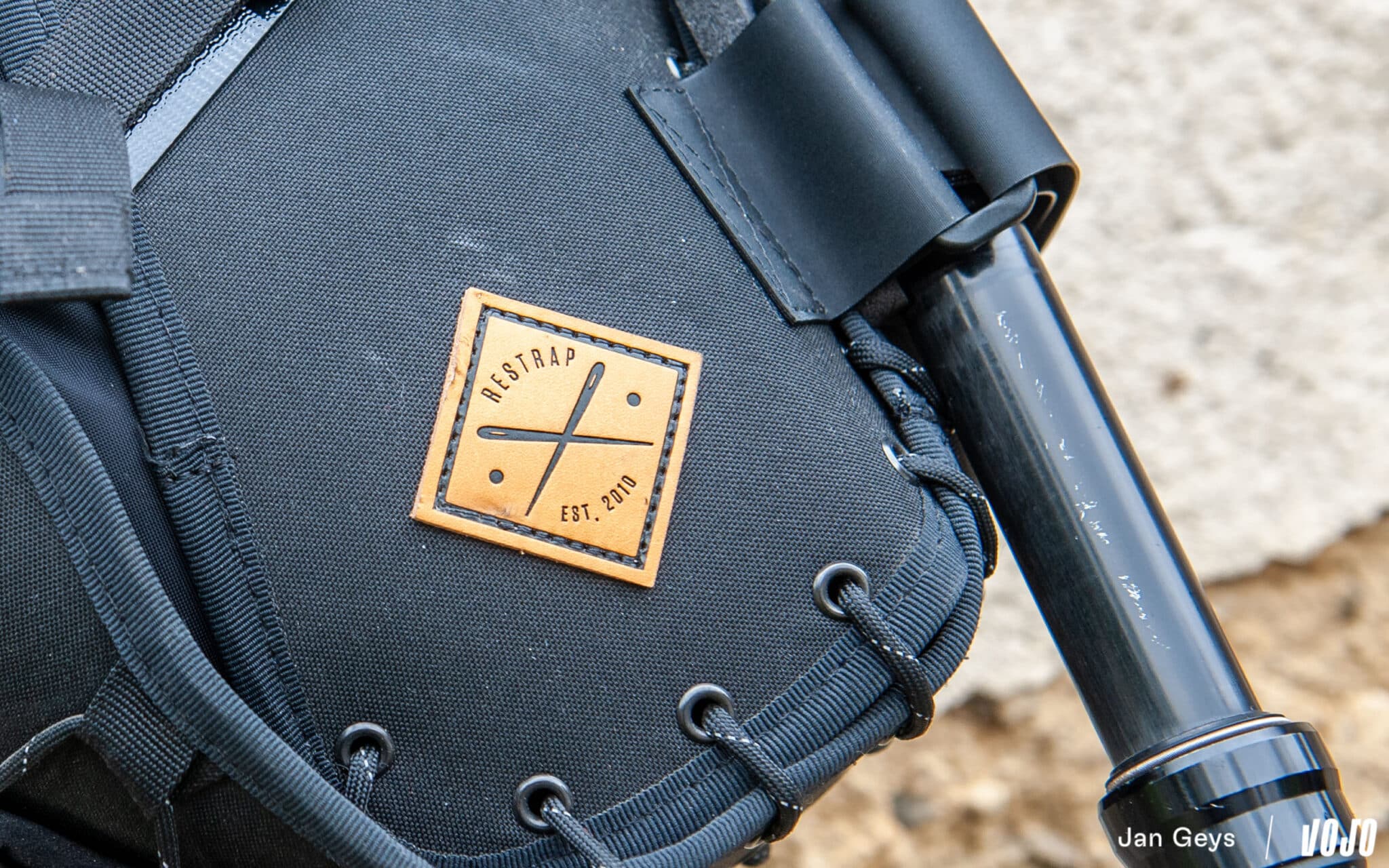 https://www.vojomag.nl/app/uploads/2025/10/test restrap bikepacking copyright jan geys vojomag 73 2048x1280.jpg