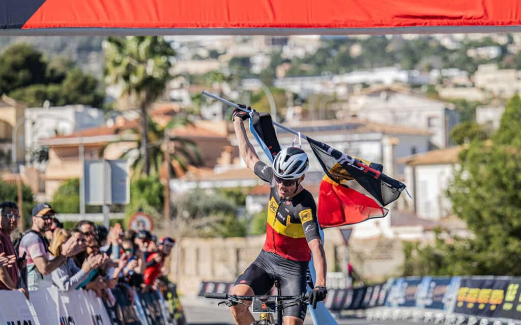 HERO Marathon World Cup Costa Blanca: meteen raak voor Wout Alleman in eerste grote afspraak van het seizoen