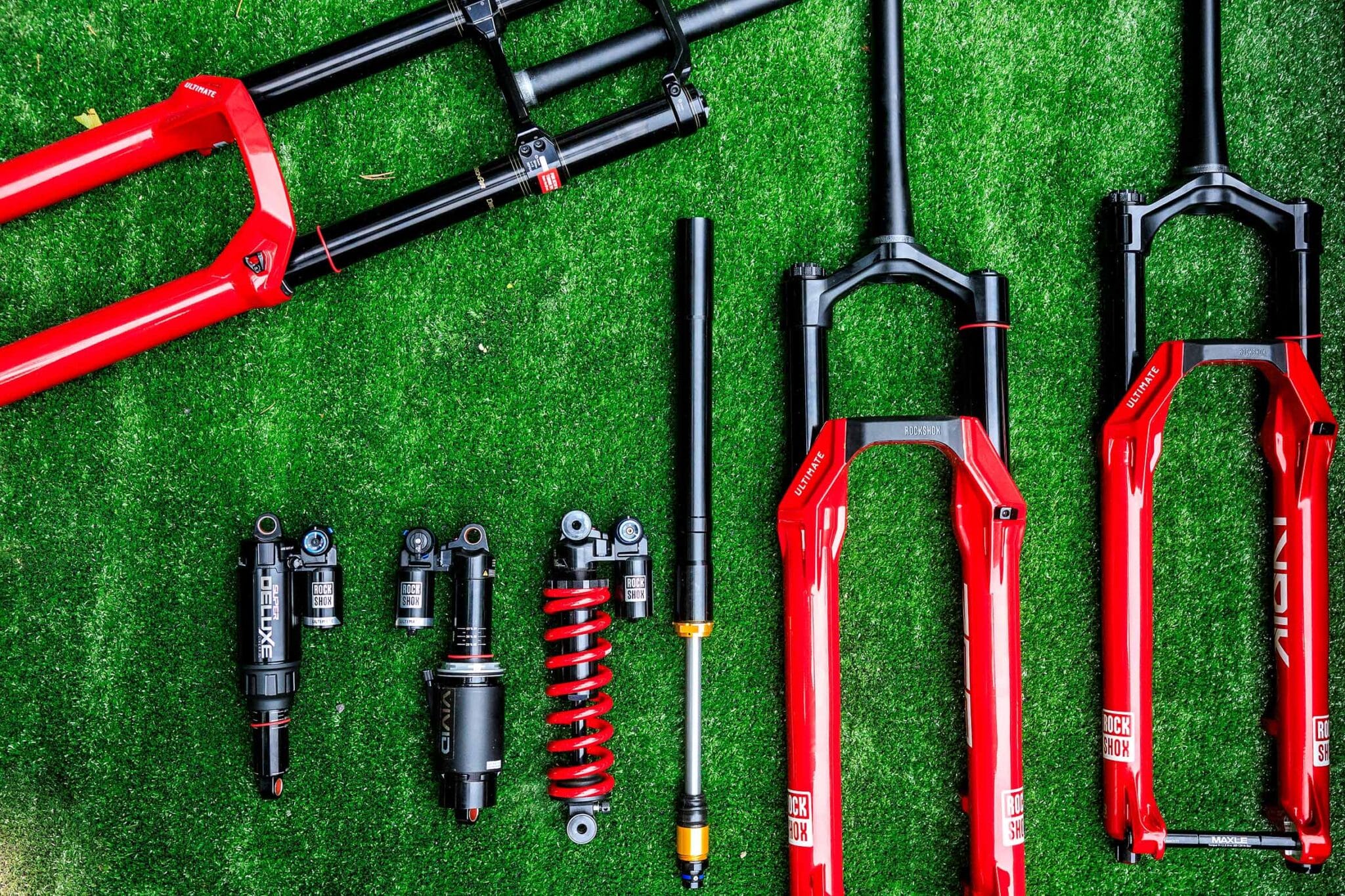 Test nieuw | RockShox ZEB & Vivid Air 2027: de enduro-veringen vinden zichzelf opnieuw uit