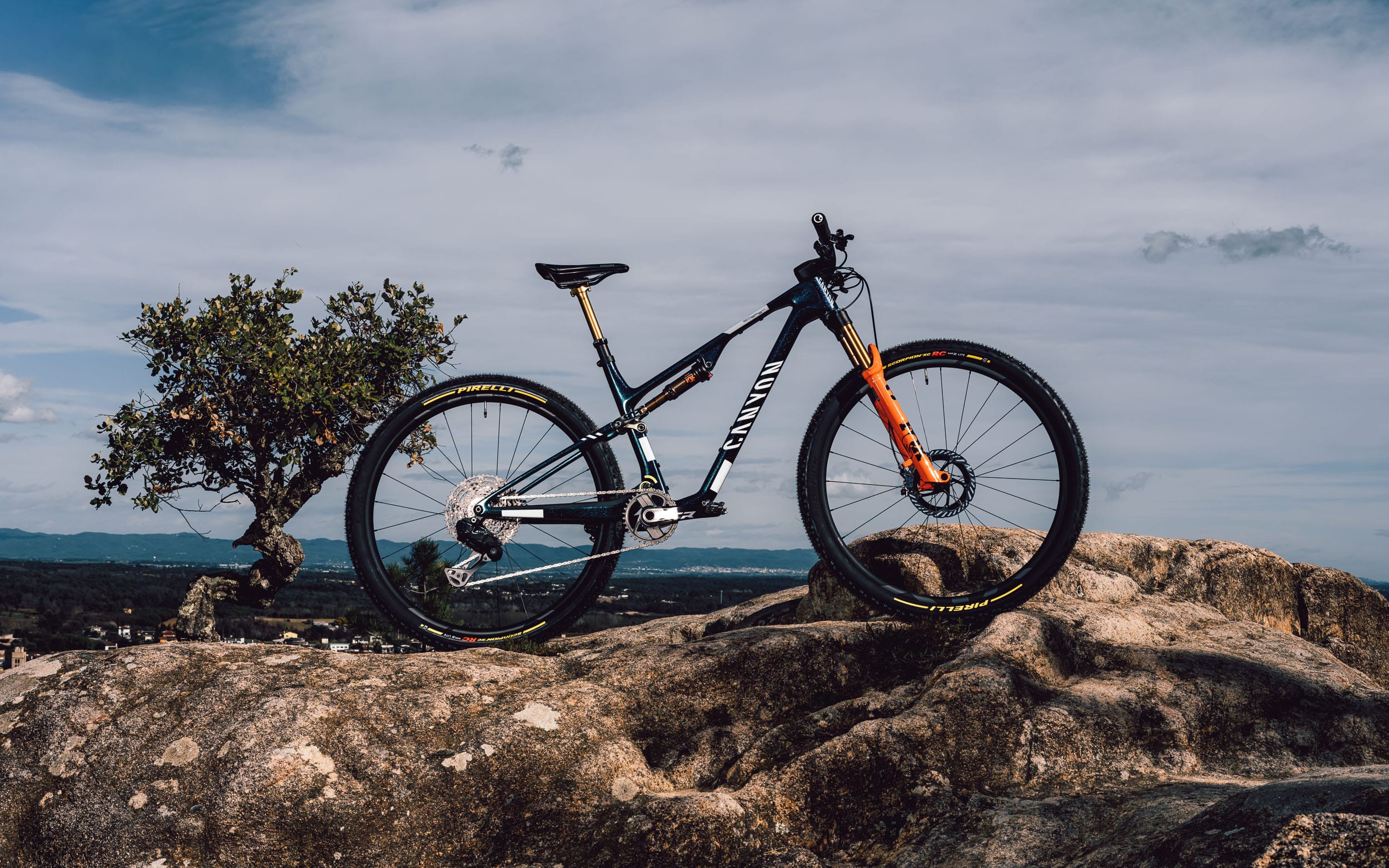 Nieuw | Canyon Lux World Cup 2027: een aanpasbare kinematica voor XC, echt waar?