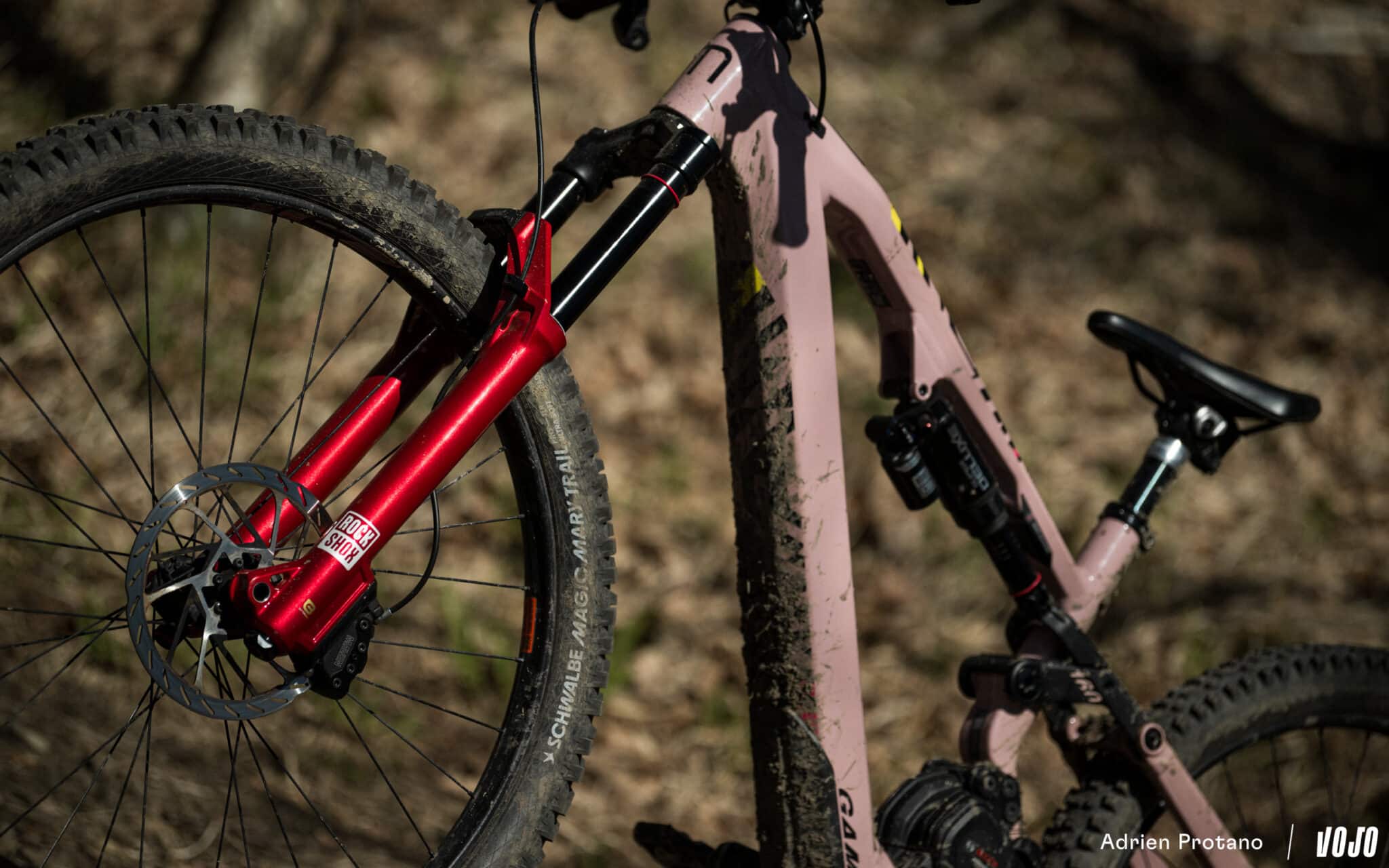 Test nieuw | RockShox Lyrik & Super Deluxe 2027: Linear XL, een beetje lucht dat alles verandert?