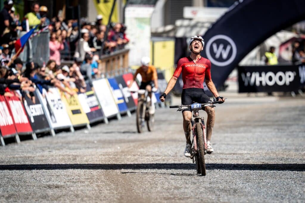 Uitslag World Cup MTB Leogang 2026: Rissveds en Boichis juichen in de XCO
