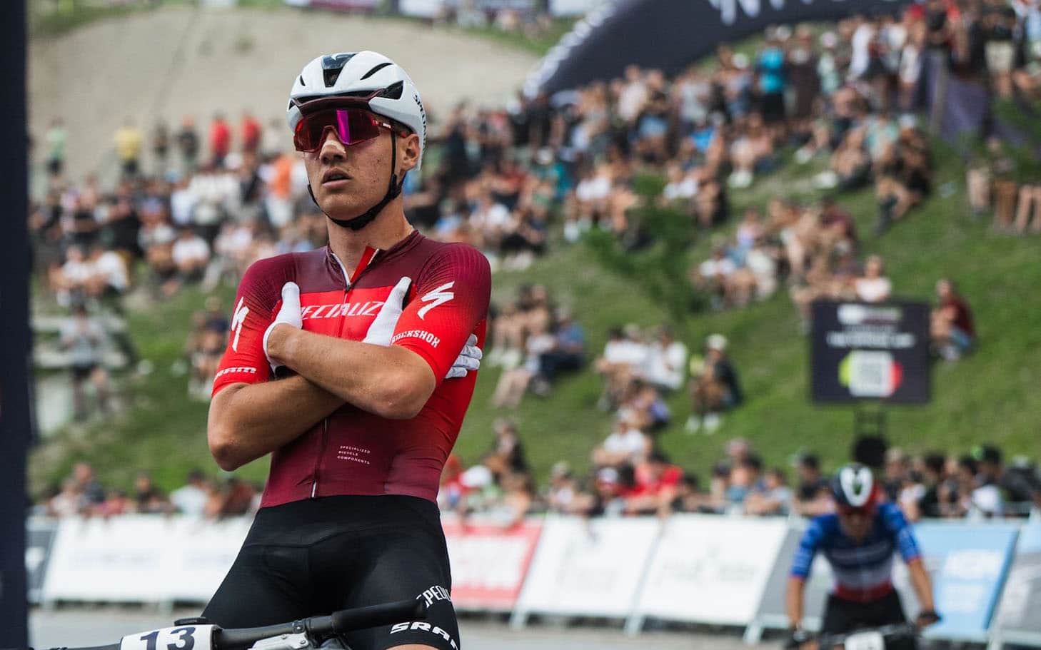 Uitslag World Cup MTB Lenzerheide 2026: Blunk en Boichis sprinten naar eerste winst in de XCC
