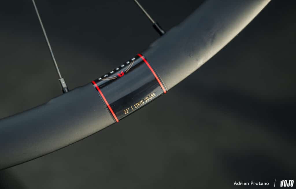Nieuw | Reserve schakelt over op 32 inch op zijn crosscountry-wielen.