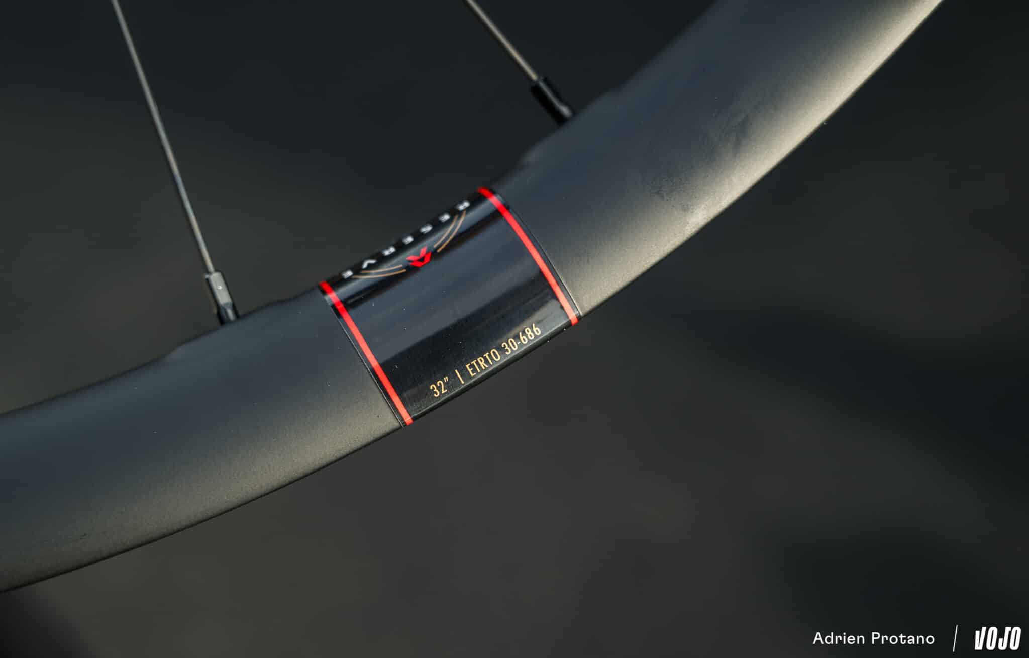 Nieuw | Reserve schakelt over op 32 inch op zijn crosscountry-wielen.